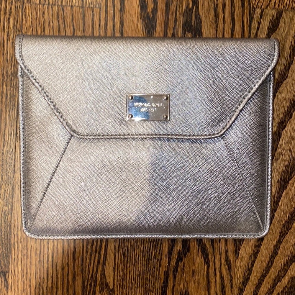 Michael Kors Clutch